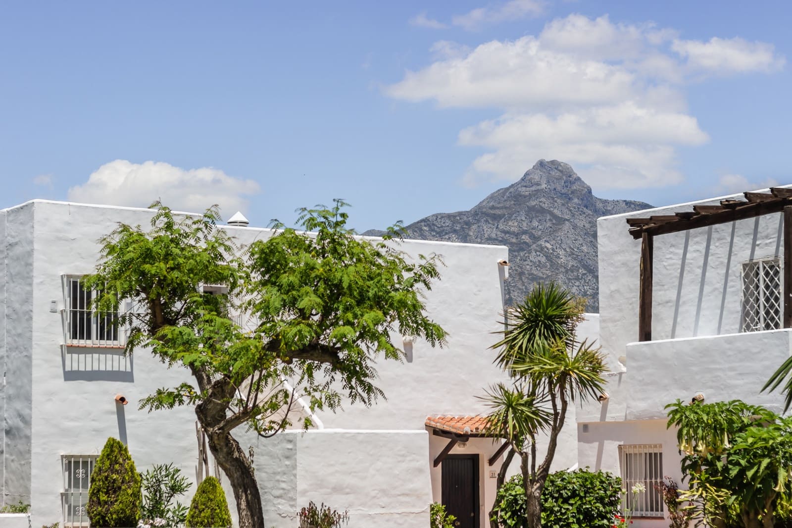 3 slaapkamer Appartement te koop in Marbella met zwembad garage - € 695.000 (Ref: 9507795)