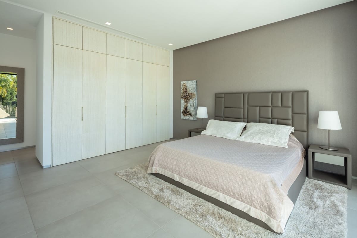 5 quarto Moradia para venda em Marbella com piscina garagem - 5 950 000 € (Ref: 9507798)