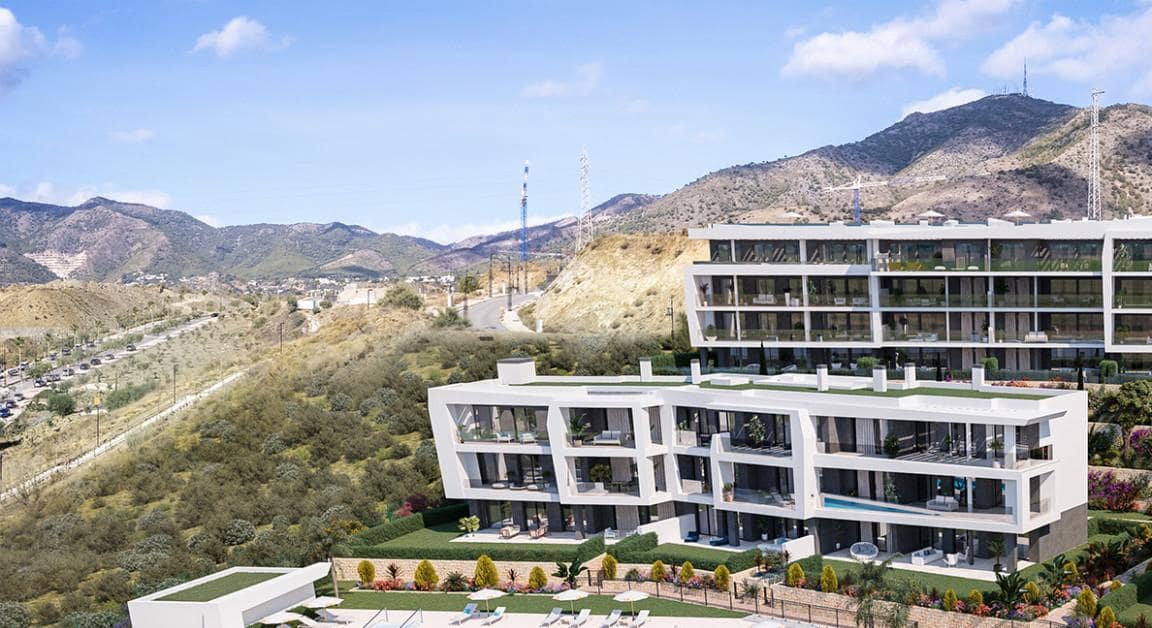 Apartamento de 3 habitaciones en Mijas Costa en venta con piscina garaje - 598.000 € (Ref: 9507809)