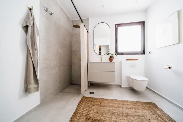 5 quarto Moradia para venda em Marbella com piscina garagem - 2 795 000 € (Ref: 9507831)