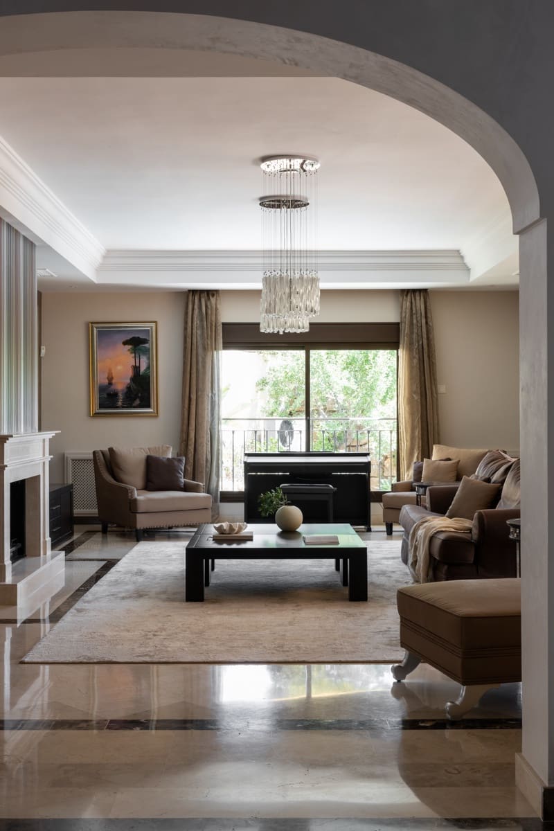 5 bedroom Villa for sale in Marbella with pool garage - € 2,850,000 (Ref: 9507844)