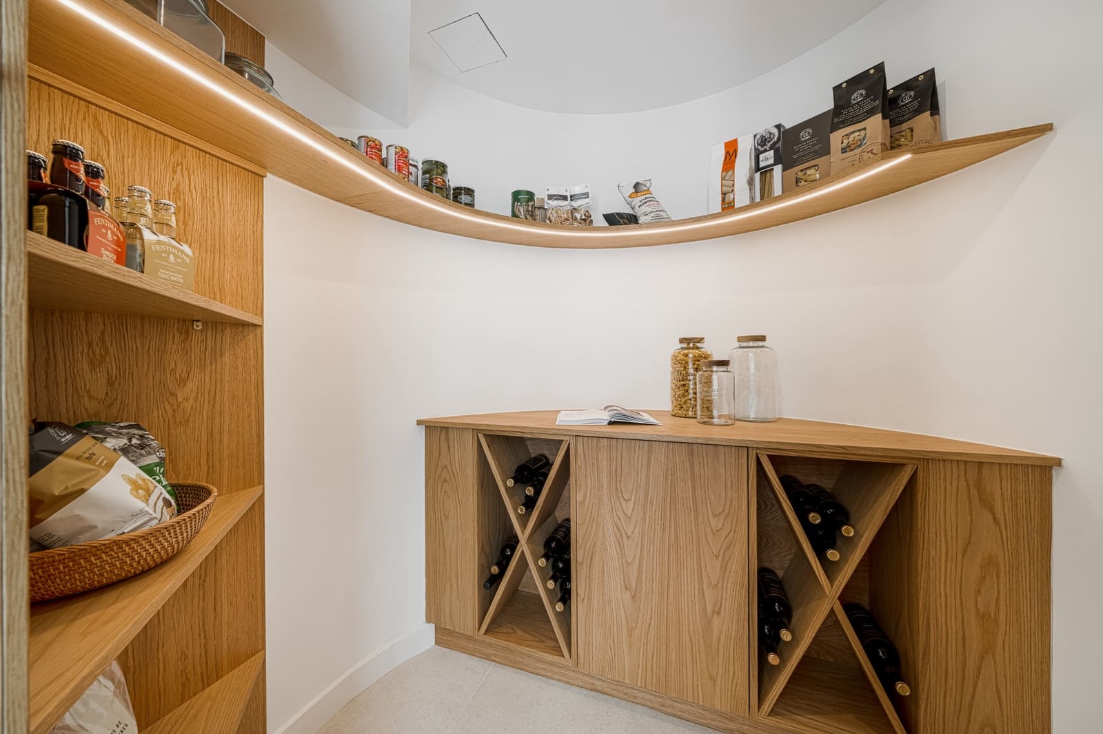 4 soveværelse Villa til salg i Marbella med swimmingpool garage - € 2.995.000 (Ref: 9507863)