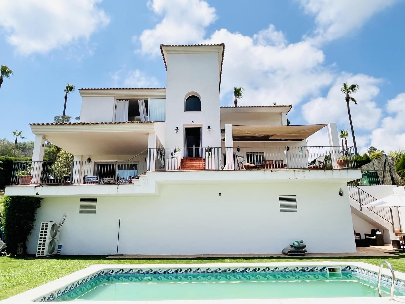 5 slaapkamer Villa te koop in Sotogrande met zwembad garage - € 1.080.000 (Ref: 9507864)