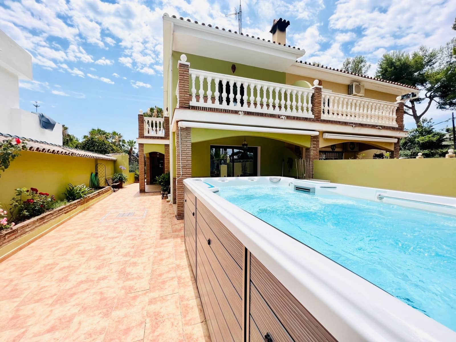 4 camera da letto Villa in vendita in Nueva Andalucia con piscina garage - 720.000 € (Rif: 9507874)