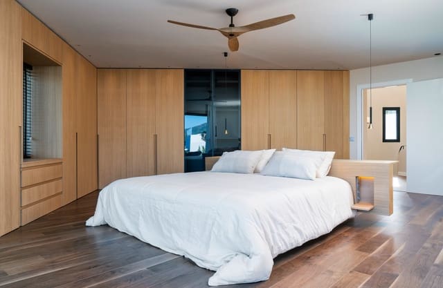 Chalet de 6 habitaciones en Marbella en venta con piscina garaje - 4.895.000 € (Ref: 9507880)