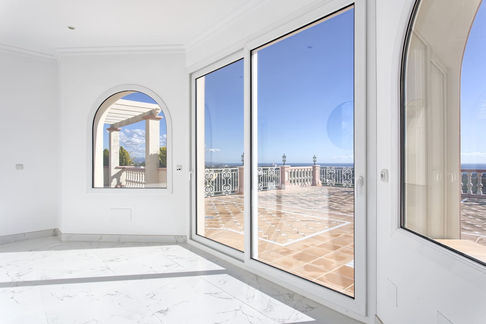 8 slaapkamer Villa te koop in Los Flamingos met zwembad garage - € 3.999.500 (Ref: 9507887)