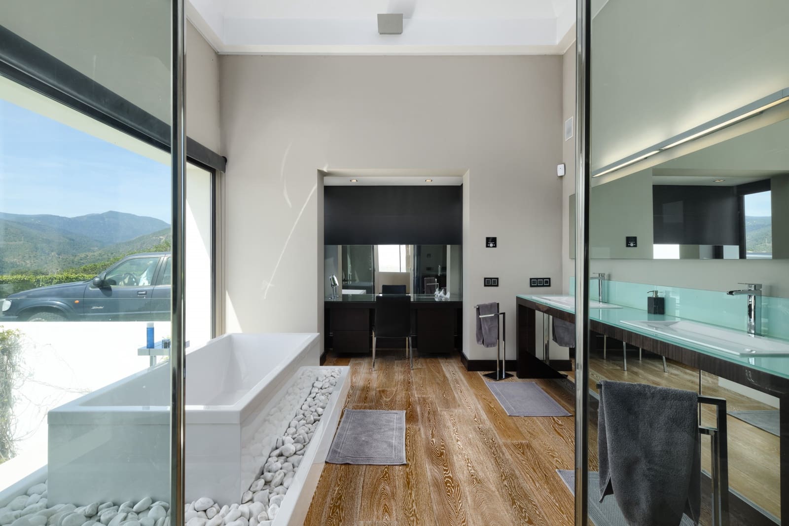 5 soverom Villa til salgs i Istan med svømmebasseng garasje - € 3 495 000 (Ref: 9507888)