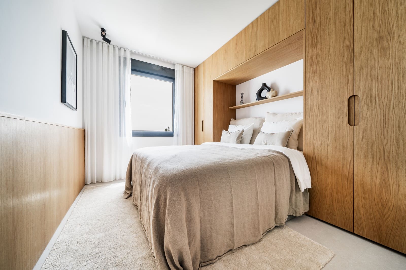 2 bedroom Apartment for sale in Marbella with pool garage - € 895,000 (Ref: 9507903)