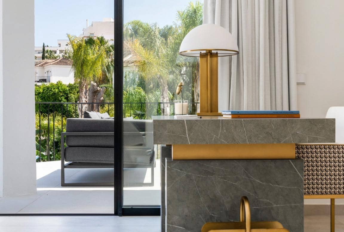 Chalet de 6 habitaciones en Marbella en venta con piscina - 3.995.000 € (Ref: 9507904)