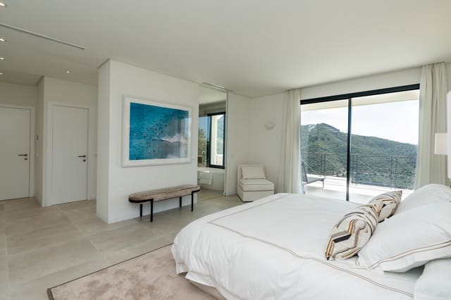 4 soverom Villa til salgs i Marbella med svømmebasseng garasje - € 2 450 000 (Ref: 9507908)