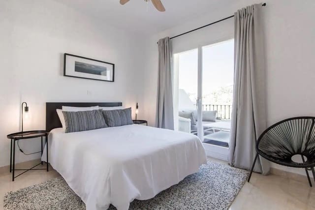 2 quarto Apartamento para venda em La Quinta, Benahavís com piscina garagem - 650 000 € (Ref: 9507914)