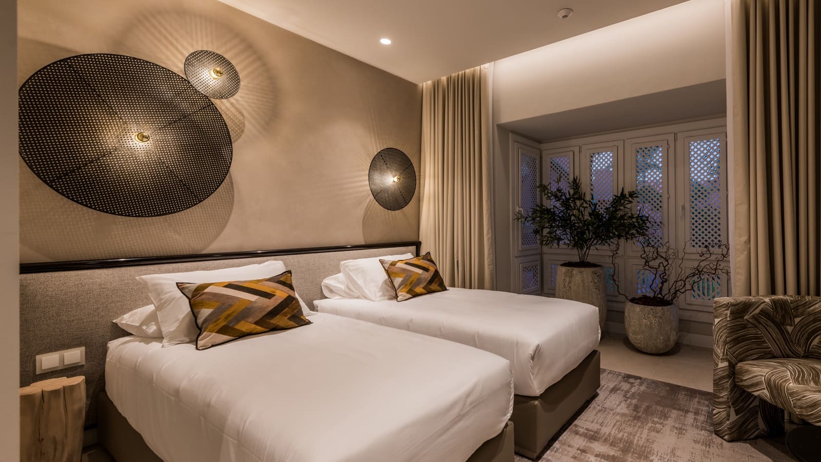 4 bedroom Apartment for sale in Estepona with pool garage - € 4,950,000 (Ref: 9507920)