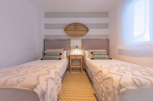 2 slaapkamer Appartement te koop in Marbella met zwembad garage - € 199.000 (Ref: 9507944)