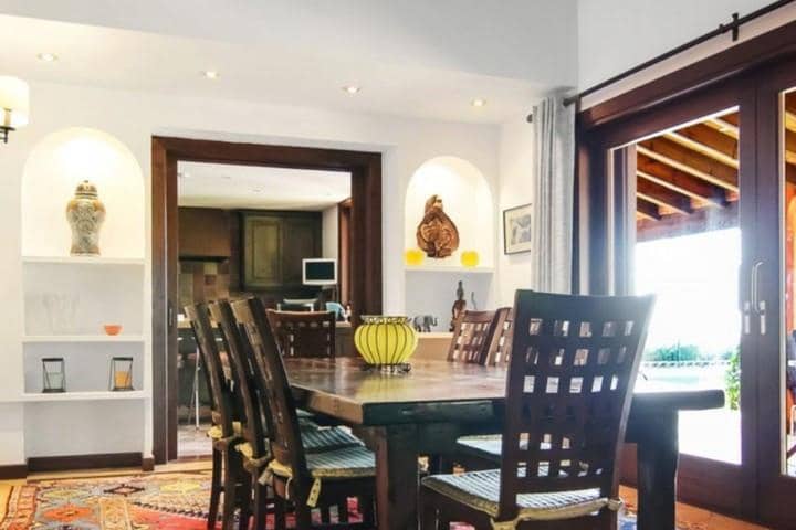 Chalet de 5 habitaciones en Benahavís en venta con piscina garaje - 2.900.000 € (Ref: 9553250)