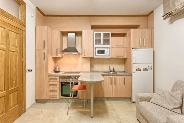 Chalet de 5 habitaciones en Marbella en venta con piscina garaje - 2.900.000 € (Ref: 9553256)