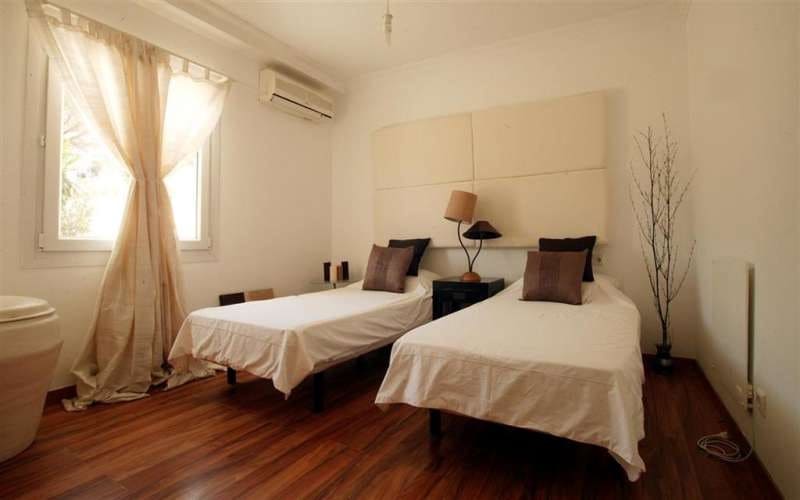 4 camera da letto Villa in vendita in Marbella con piscina garage - 995.000 € (Rif: 9553266)