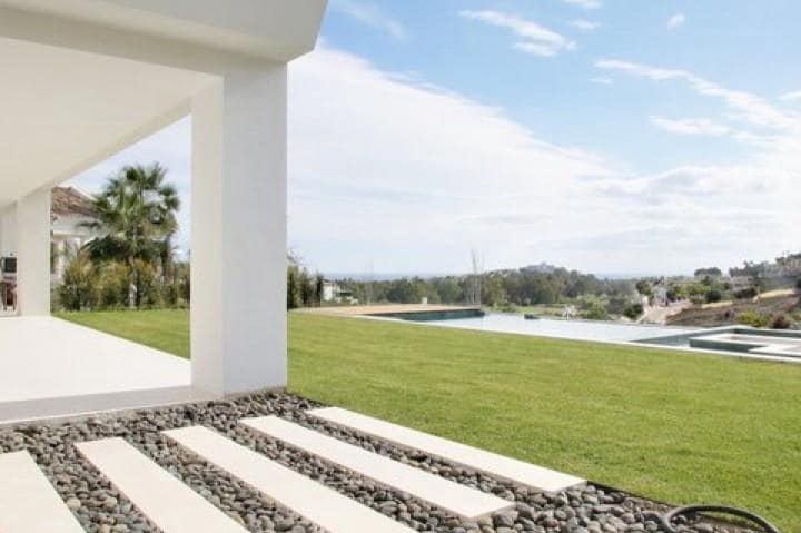 5 Zimmer Villa zu verkaufen in Mijas Costa mit Pool Garage - 2.550.000 € (Ref: 9553286)