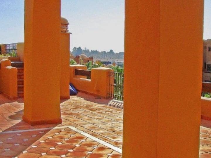 3 soveværelse Lejlighed til salg i Marbella med swimmingpool garage - € 900.000 (Ref: 9553290)