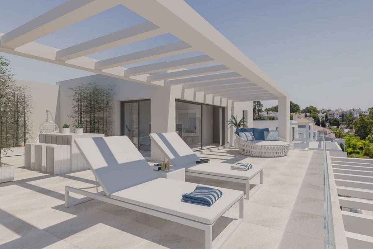 3 soveværelse Penthouse til salg i Estepona med swimmingpool garage - € 715.000 (Ref: 9553296)
