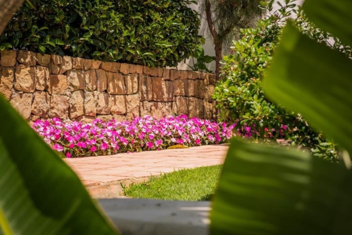 3 bedroom Apartment for sale in Marbella with pool garage - € 700,000 (Ref: 9553298)