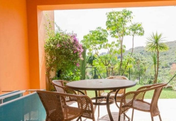 3 quarto Casa em Banda para venda em Marbella com piscina - 340 000 € (Ref: 9553303)