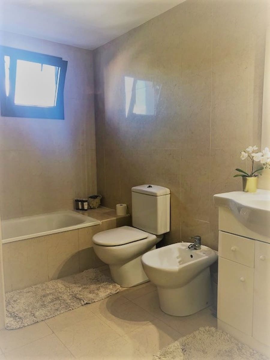 2 soveværelse Lejlighed til salg i Marbella med swimmingpool garage - € 319.000 (Ref: 9553304)