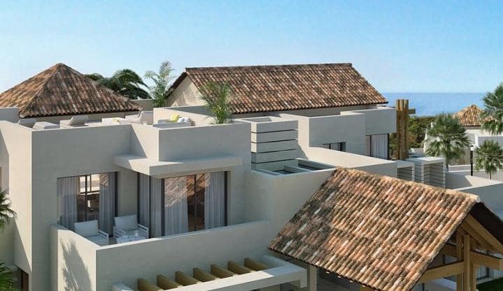 Ático de 3 habitaciones en Marbella en venta con piscina garaje - 665.000 € (Ref: 9553308)