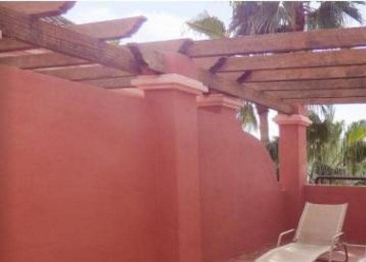 Ático de 2 habitaciones en Puerto Banus en venta con piscina garaje - 549.500 € (Ref: 9553313)