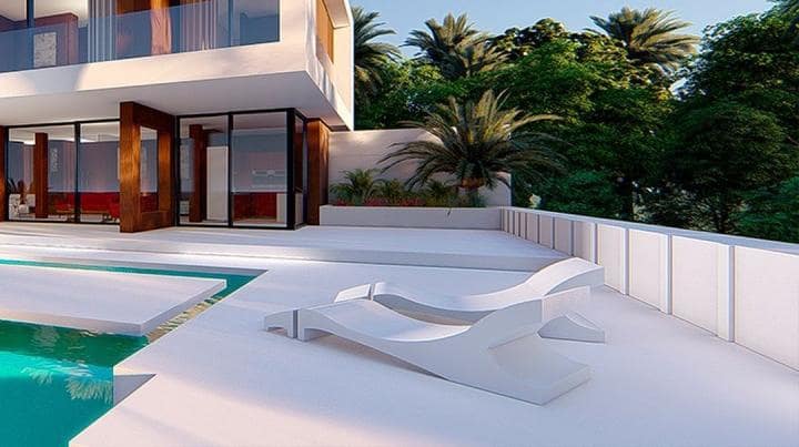 Chalet de 3 habitaciones en Estepona en venta con piscina garaje - 650.000 € (Ref: 9553315)