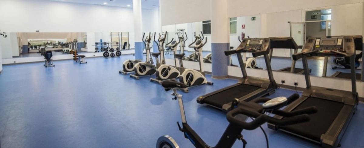 3 soveværelse Penthouse til salg i Estepona med swimmingpool - € 610.000 (Ref: 9553321)