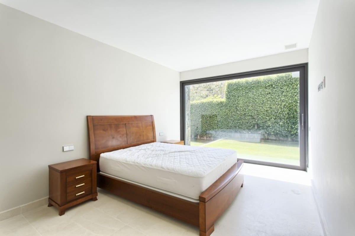 Chalet de 6 habitaciones en Marbella en venta con piscina garaje - 3.500.000 € (Ref: 9553322)