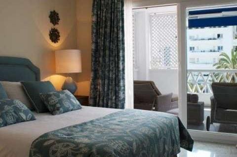 3 bedroom Apartment for sale in Puerto Banus with pool garage - € 1,375,000 (Ref: 9553328)