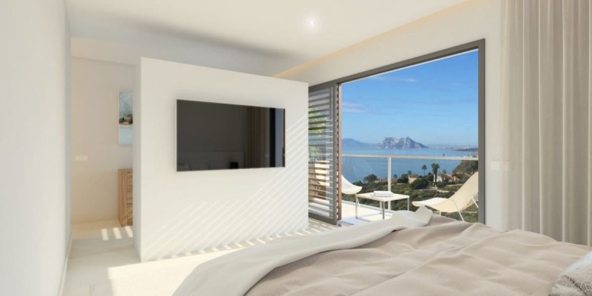 4 quarto Casa em Banda para venda em Sotogrande com piscina garagem - 343 000 € (Ref: 9553334)