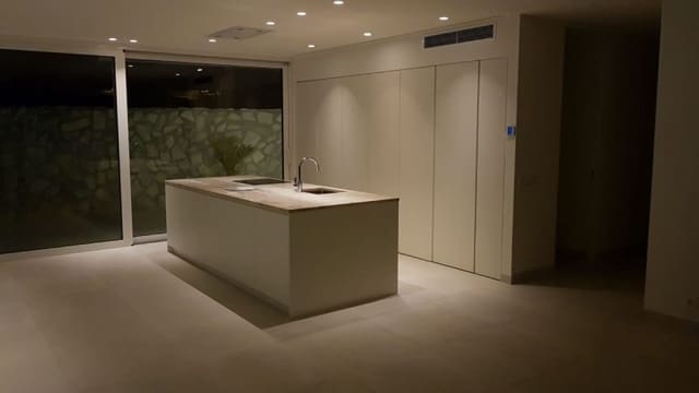 4 soveværelse Villa til salg i Mijas med swimmingpool garage - € 850.000 (Ref: 9553371)