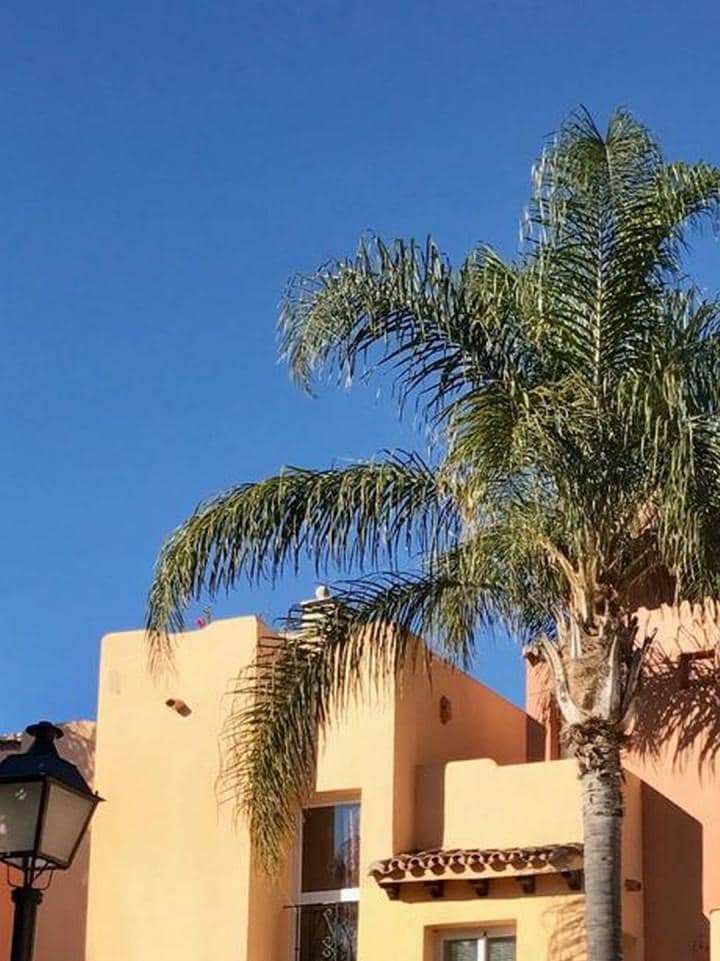 3 makuuhuone Omakotitalo myytävänä paikassa Marbella mukana uima-altaan - 315 000 € (Ref: 9553409)