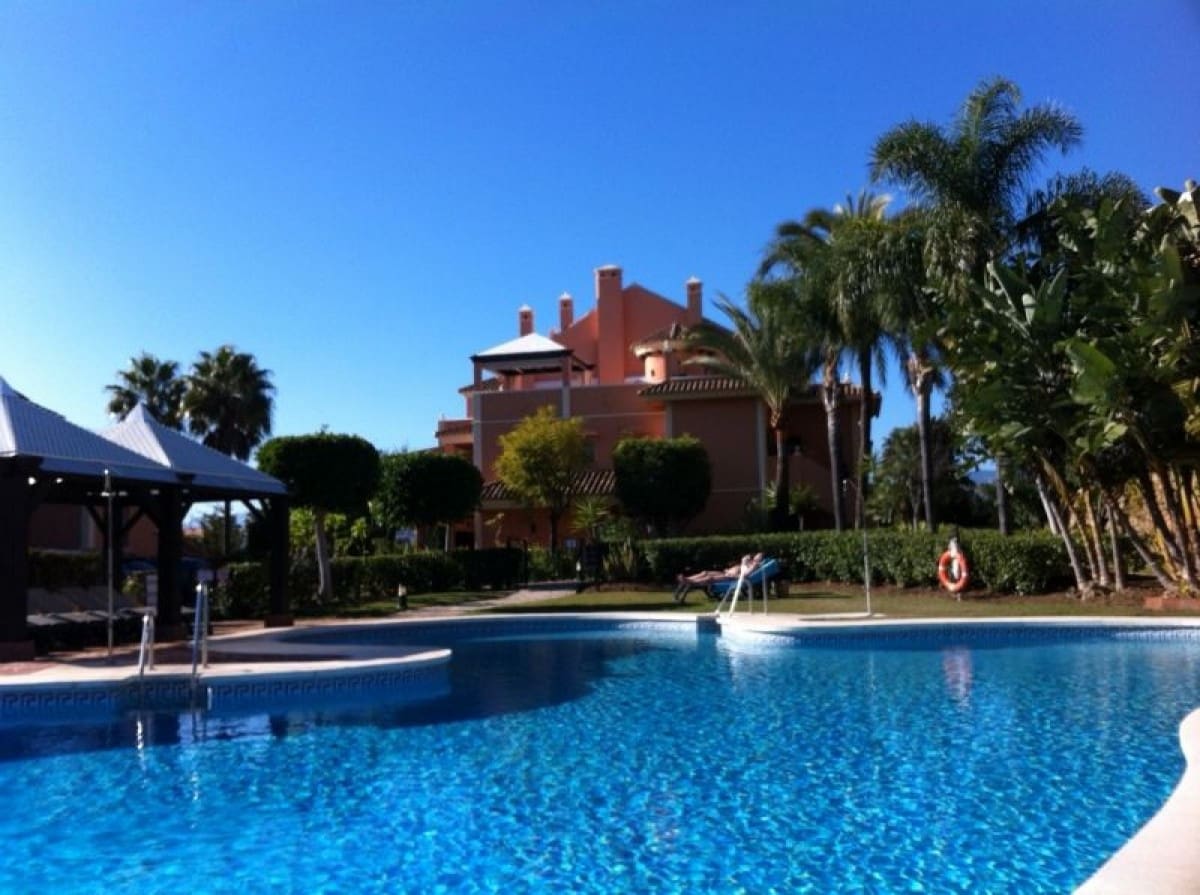 4 soveværelse Lejlighed til salg i Marbella med swimmingpool - € 475.000 (Ref: 9553425)