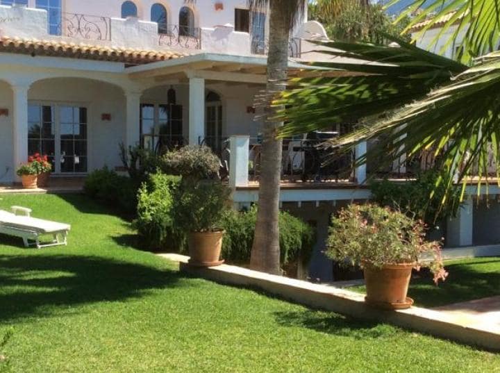 5 camera da letto Villa in vendita in Marbella con piscina - 1.595.000 € (Rif: 9553427)