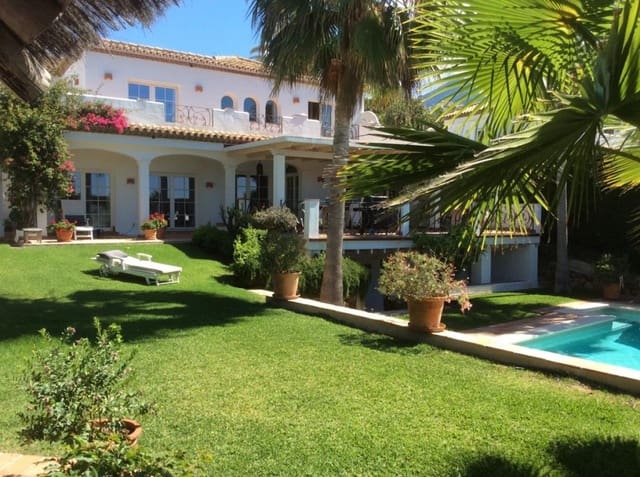5 camera da letto Villa in vendita in Marbella con piscina - 1.595.000 € (Rif: 9553427)