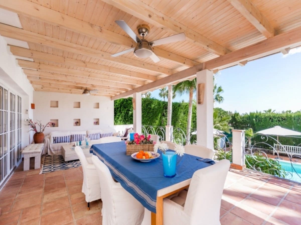 5 camera da letto Villa in vendita in Marbella con piscina - 1.595.000 € (Rif: 9553427)