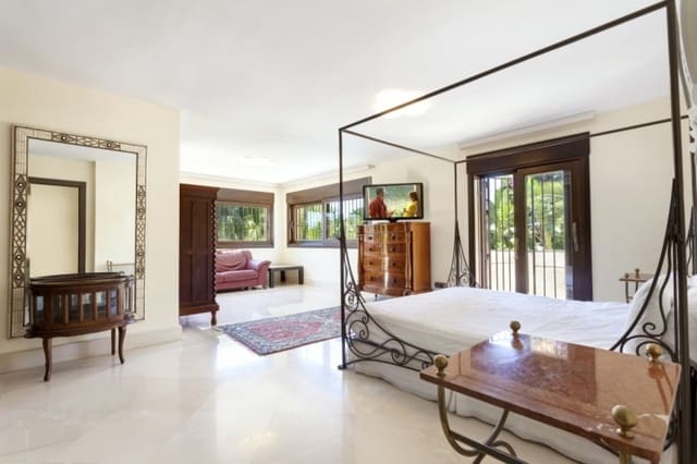5 camera da letto Villa in vendita in Marbella con piscina garage - 1.595.000 € (Rif: 9553435)