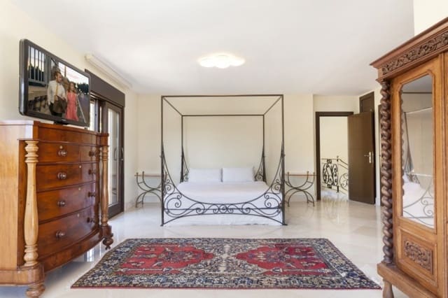 5 camera da letto Villa in vendita in Marbella con piscina garage - 1.595.000 € (Rif: 9553435)