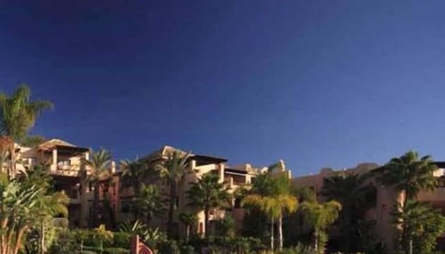 3 soveværelse Lejlighed til salg i Marbella med swimmingpool - € 780.000 (Ref: 9553445)