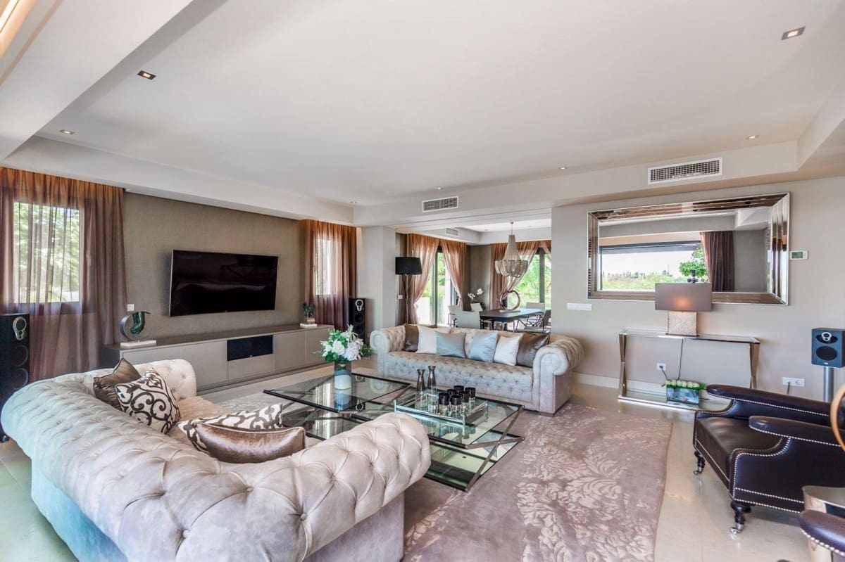 5 soveværelse Villa til salg i Marbella med swimmingpool garage - € 1.950.000 (Ref: 9553448)