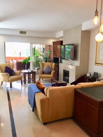 3 soveværelse Lejlighed til salg i Marbella med swimmingpool garage - € 460.000 (Ref: 9553450)