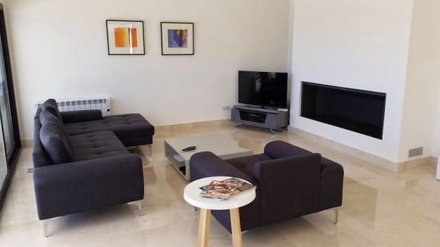 5 sypialnia Willa na sprzedaż w Benahavís z basenem garażem - 1 295 000 € (Ref: 9553451)