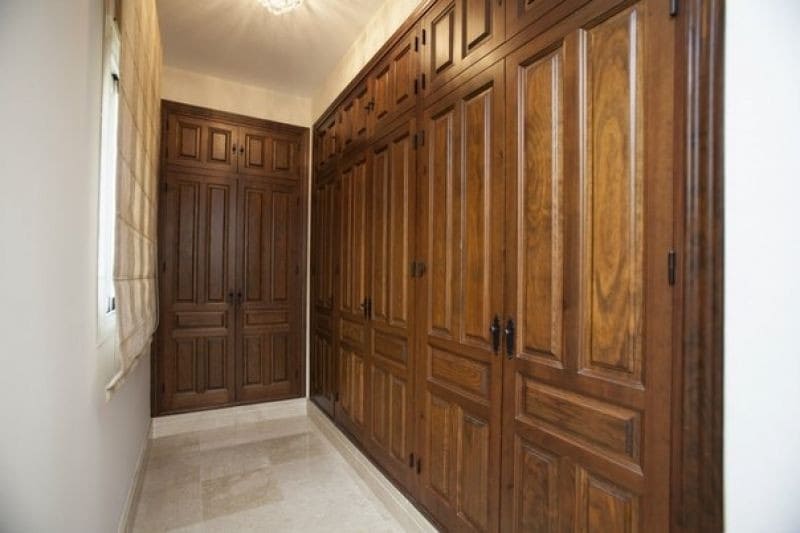 Chalet de 4 habitaciones en Marbella en venta con piscina garaje - 849.000 € (Ref: 9553463)