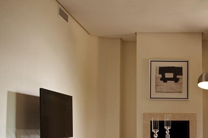 4 bedroom Apartment for sale in Puerto Banus with pool garage - € 1,163,500 (Ref: 9553492)