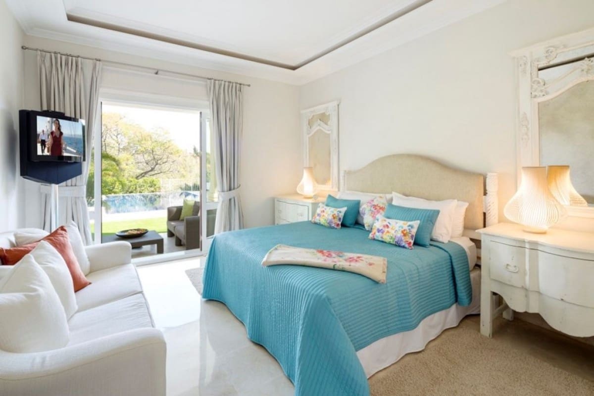 6 soveværelse Villa til salg i Marbella med swimmingpool - € 2.950.000 (Ref: 9553522)