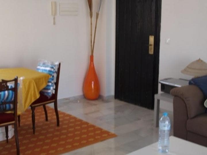 Ático de 3 habitaciones en Puerto Banus en venta con piscina garaje - 549.500 € (Ref: 9553530)