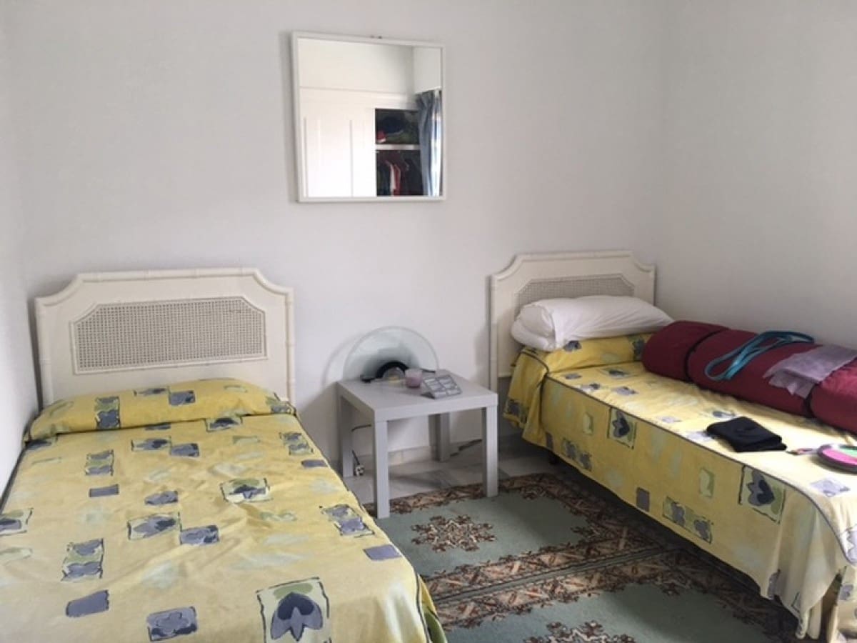 Ático de 3 habitaciones en Puerto Banus en venta con piscina garaje - 549.500 € (Ref: 9553530)